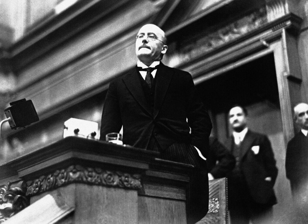 Heinrich Brüning im Reichstag, März 1931